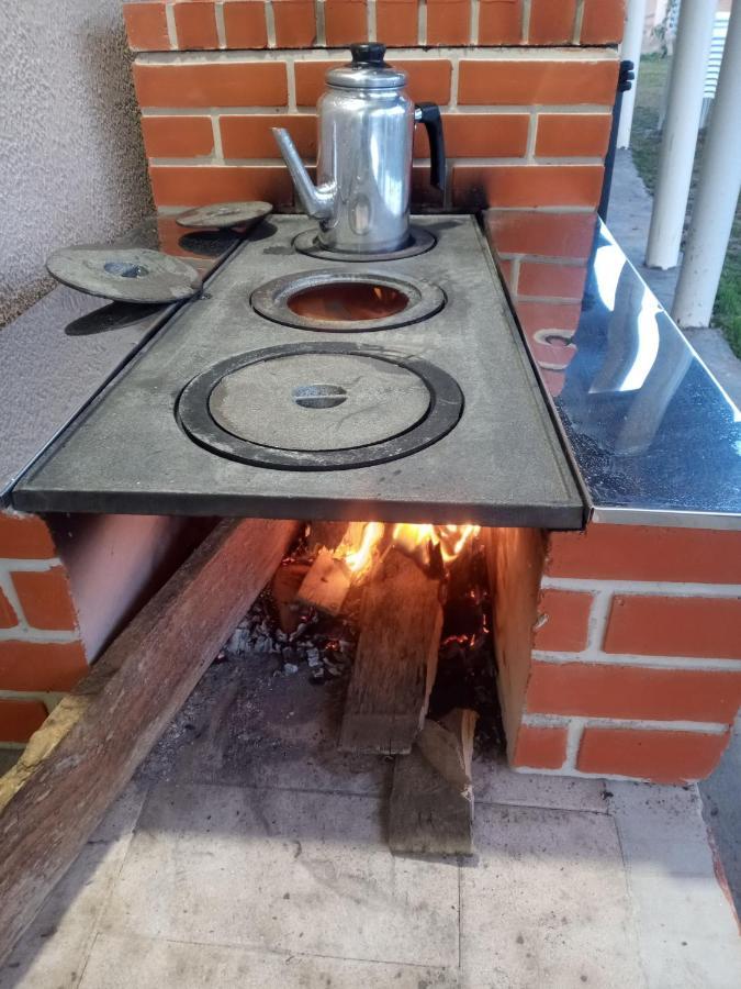 Hostel Santuario De Protecao Animal Filhos De Salomao Braganca Paulista Ngoại thất bức ảnh